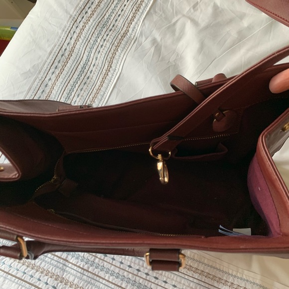 Purse - Picture 2 of 8